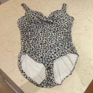 Anne Cole black & white flower one piece swimsuit SZ 16